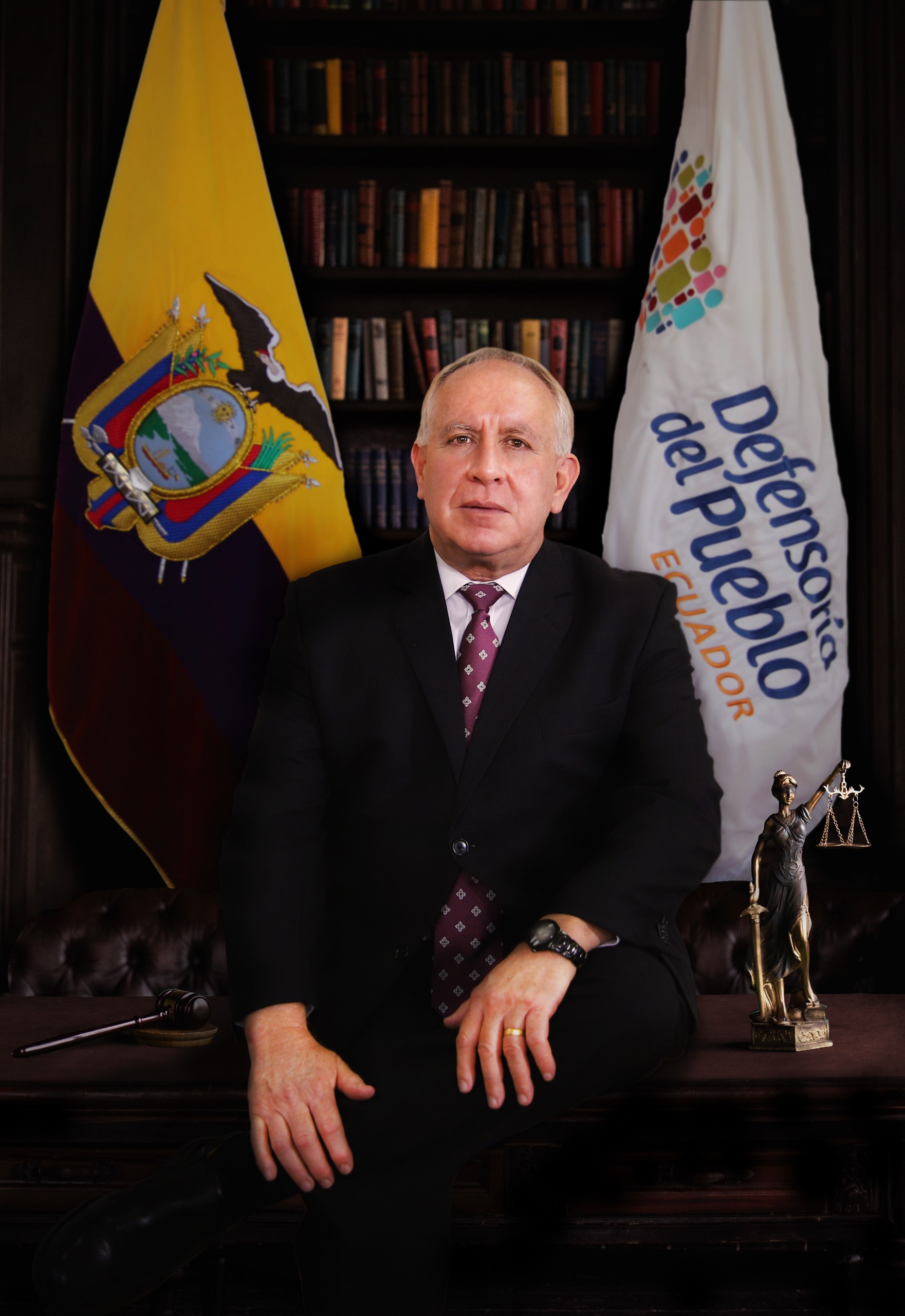 Dr. César Córdova Valverde